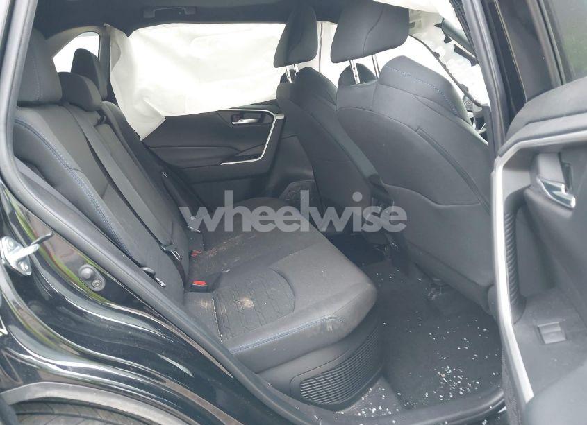 Photo 8 of 2022 Toyota Rav4 HYBRID SE (VIN 2T3T6RFV2NW031305)