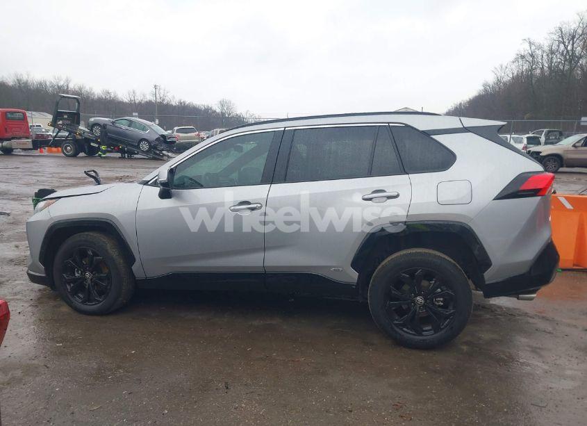 Photo 14 of 2024 Toyota Rav4 HYBRID SE (VIN 2T3T6RFV5RW056575)