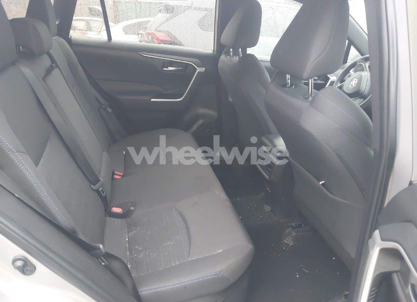 Photo 8 of 2024 Toyota Rav4 HYBRID SE (VIN 2T3T6RFV5RW056575)