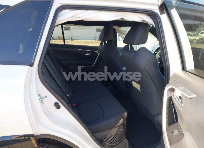 Photo 8 of 2024 Toyota Rav4 HYBRID SE (VIN 2T3T6RFV6RW073739)