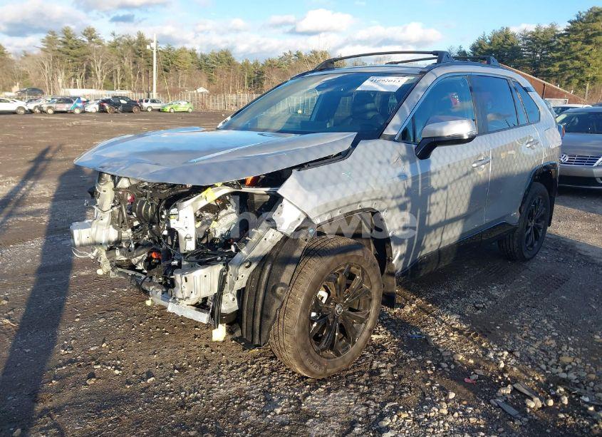 Photo 2 of 2024 Toyota Rav4 HYBRID SE (VIN 2T3T6RFV6RW078651)