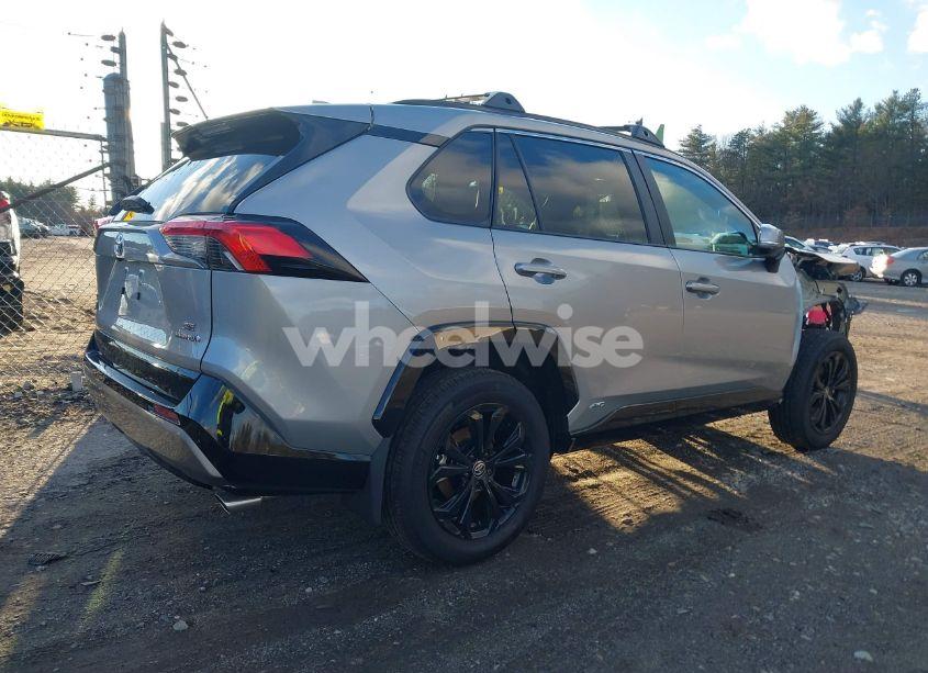 Photo 4 of 2024 Toyota Rav4 HYBRID SE (VIN 2T3T6RFV6RW078651)