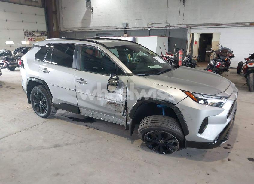 2024 Toyota Rav4 SE HYBRID (VIN 2T3T6RFV8RW054125) main photo