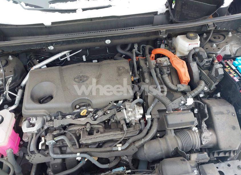 Photo 10 of 2022 Toyota Rav4 HYBRID SE (VIN 2T3T6RFV9NW031740)