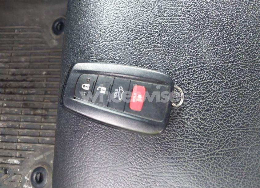 Photo 11 of 2022 Toyota Rav4 HYBRID SE (VIN 2T3T6RFV9NW031740)