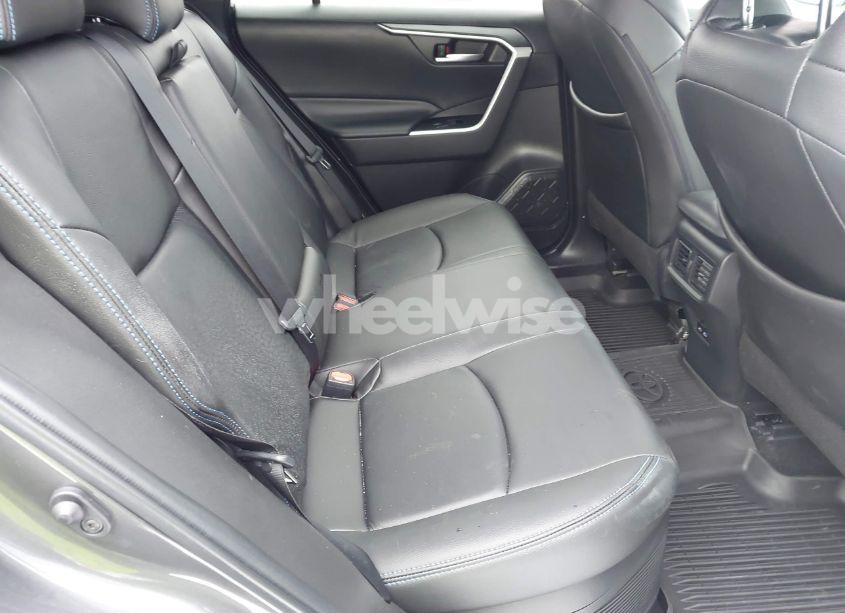 Photo 8 of 2022 Toyota Rav4 HYBRID SE (VIN 2T3T6RFV9NW031740)