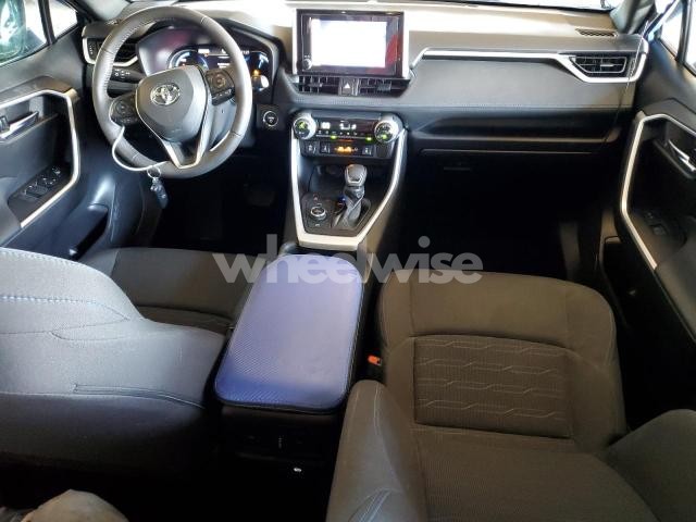 Photo 5 of 2024 TOYOTA RAV4 SE (VIN 2T3T6RFVXRW064901)
