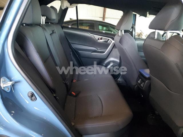 Photo 8 of 2024 TOYOTA RAV4 SE (VIN 2T3T6RFVXRW064901)