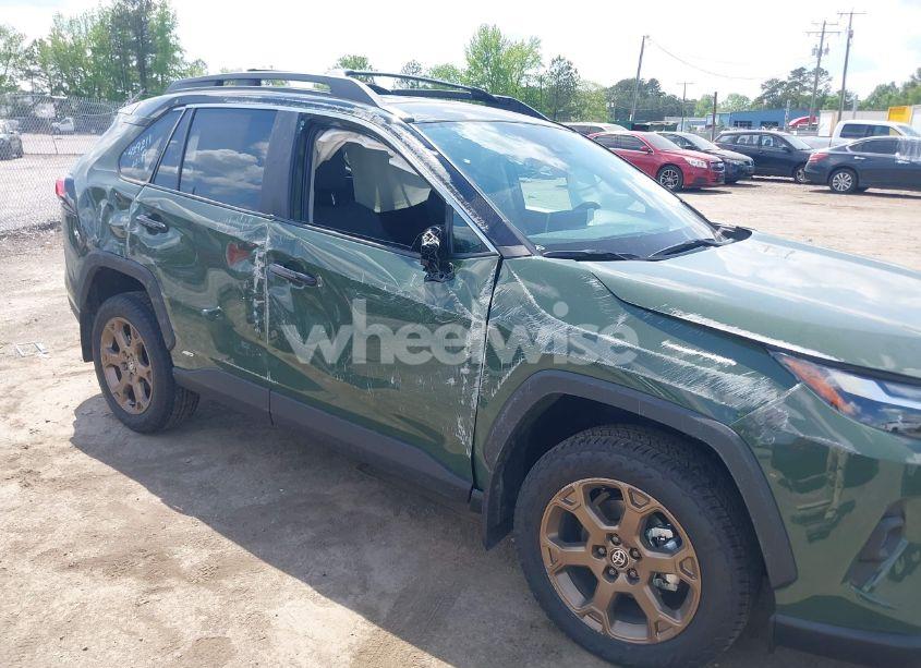 Photo 6 of 2025 Toyota Rav4 HYBRID WOODLAND EDITION (VIN 2T3UWRFV1SW275883)