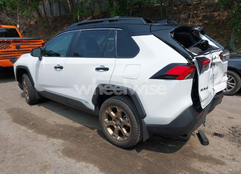Photo 3 of 2025 Toyota Rav4 HYBRID WOODLAND EDITION (VIN 2T3UWRFV3SW262939)