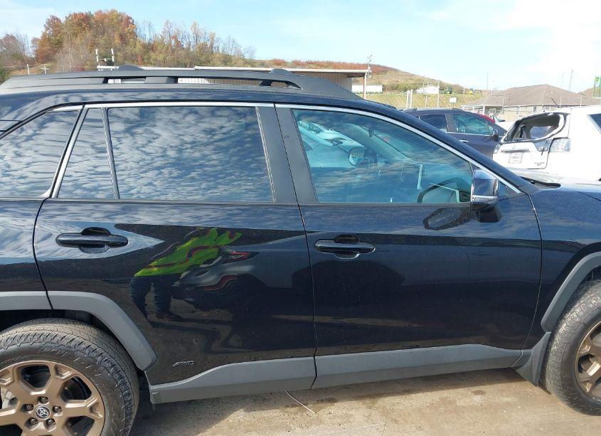 Photo 13 of 2023 Toyota Rav4 HYBRID WOODLAND EDITION (VIN 2T3UWRFV4PW168964)