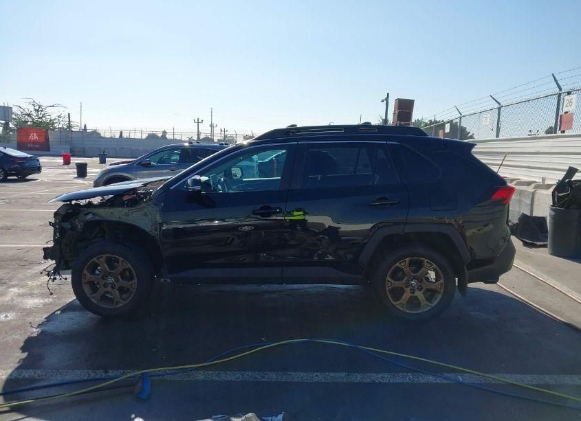 Photo 15 of 2023 Toyota Rav4 HYBRID WOODLAND EDITION (VIN 2T3UWRFV8PW176775)