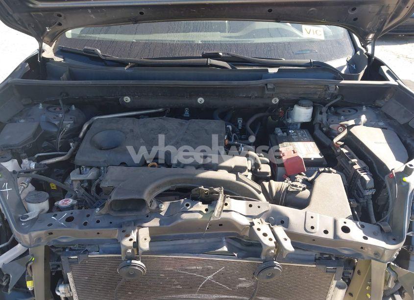 Photo 10 of 2019 Toyota Rav4 XLE (VIN 2T3W1RFV0KW053116)