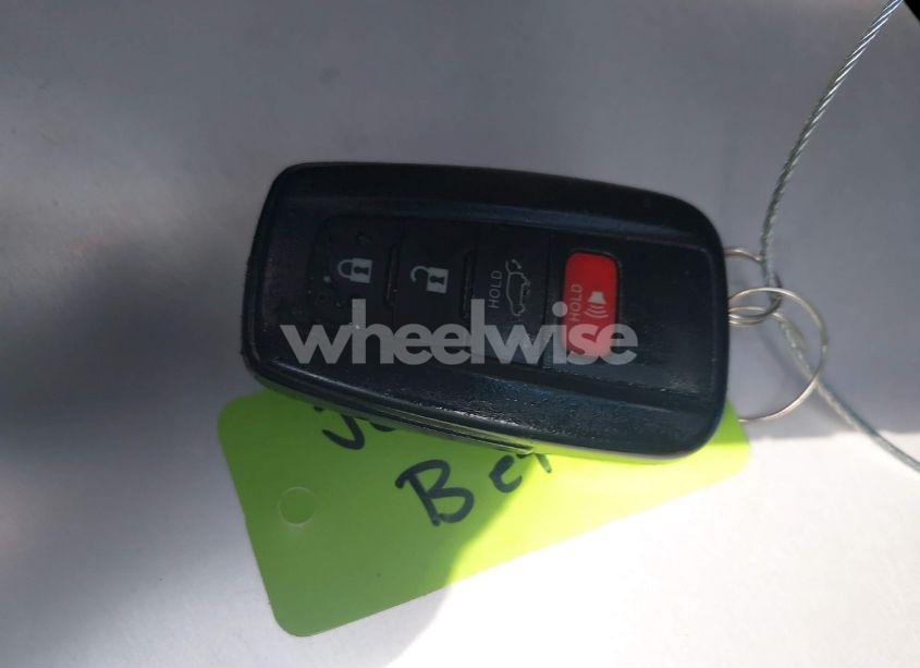 Photo 11 of 2019 Toyota Rav4 XLE (VIN 2T3W1RFV0KW053116)