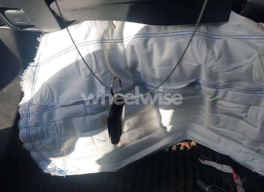 Photo 11 of 2020 Toyota Rav4 XLE (VIN 2T3W1RFV0LC051627)