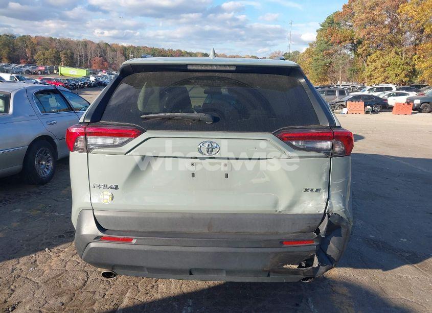 Photo 16 of 2020 Toyota Rav4 XLE (VIN 2T3W1RFV0LC051627)