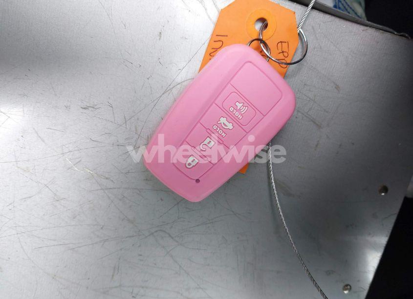 Photo 11 of 2020 Toyota Rav4 XLE (VIN 2T3W1RFV0LW064716)