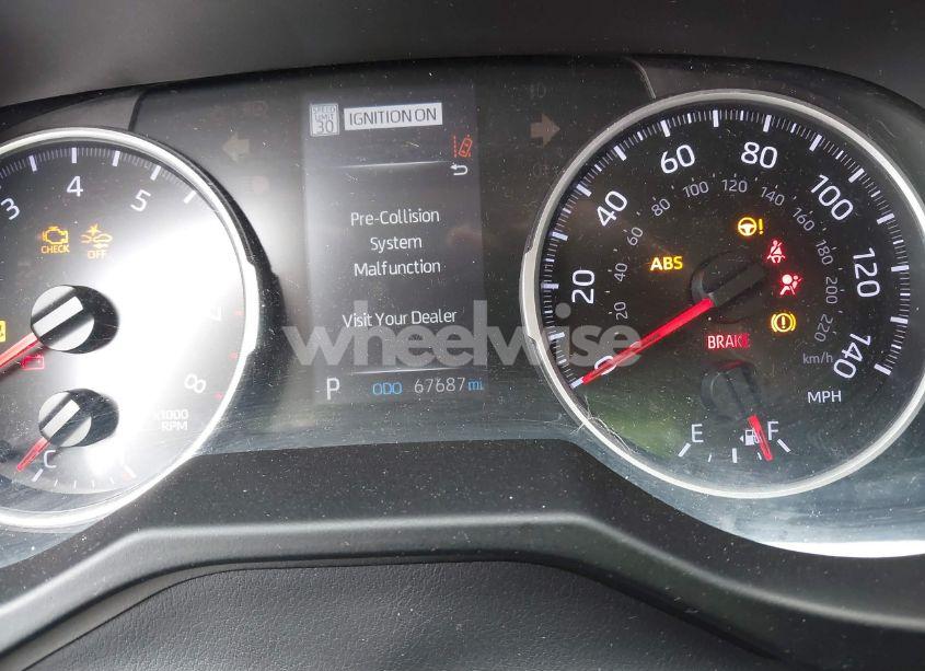 Photo 15 of 2020 Toyota Rav4 XLE (VIN 2T3W1RFV0LW064716)