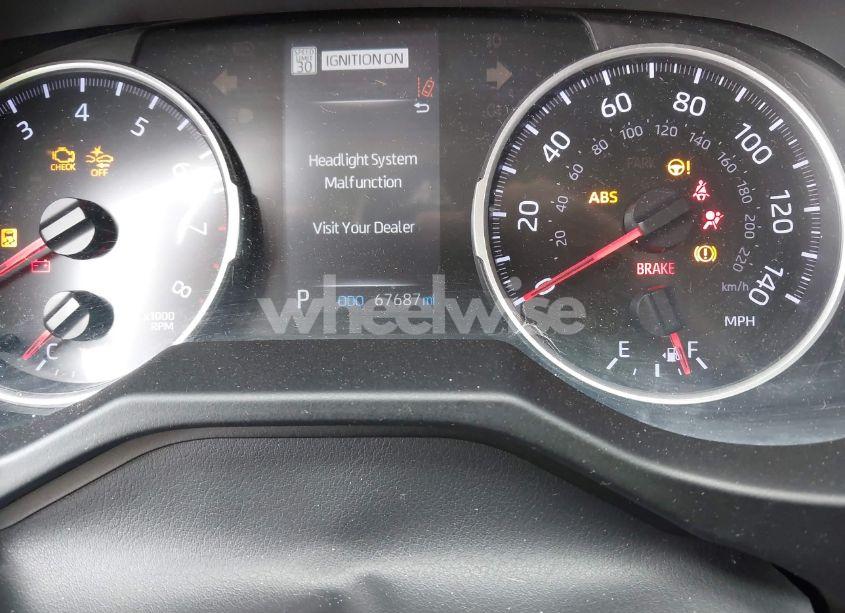 Photo 7 of 2020 Toyota Rav4 XLE (VIN 2T3W1RFV0LW064716)