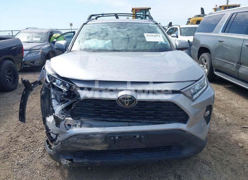 Photo 13 of 2021 Toyota Rav4 XLE (VIN 2T3W1RFV0MC145153)