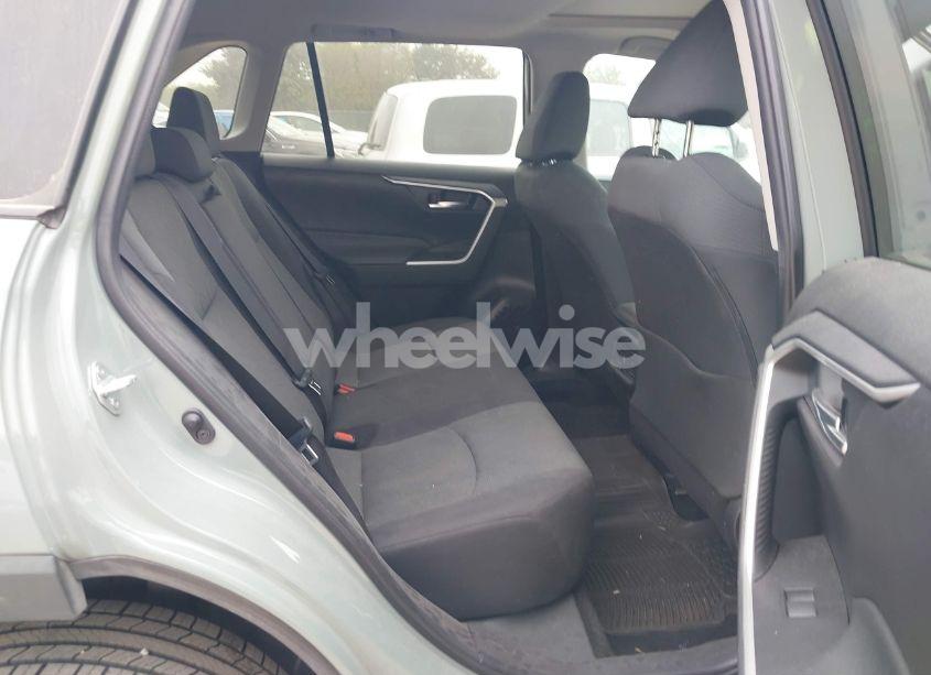 Photo 8 of 2021 Toyota Rav4 XLE (VIN 2T3W1RFV0MW176224)