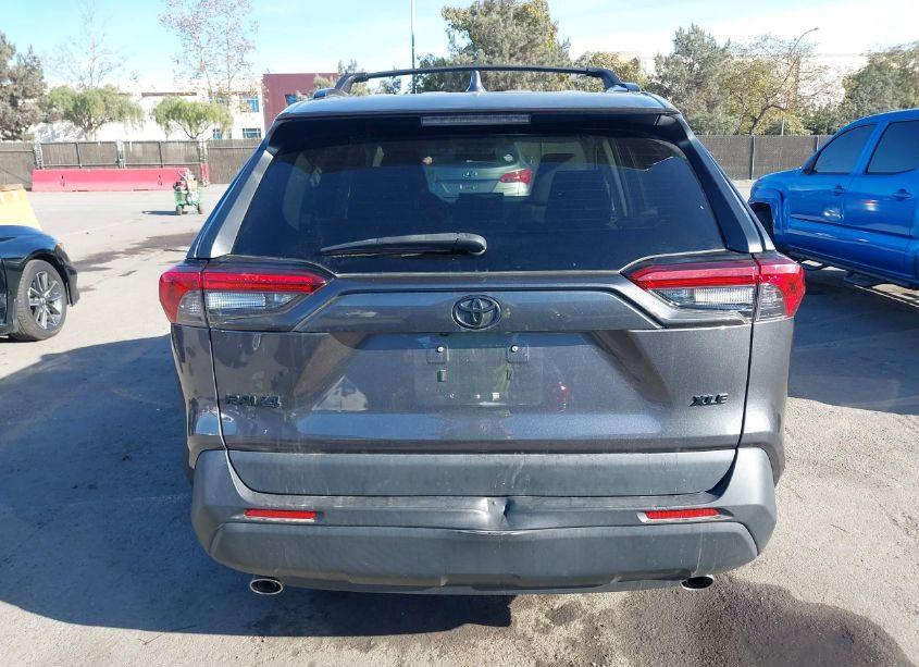 Photo 16 of 2022 Toyota Rav4 XLE (VIN 2T3W1RFV0NC198758)