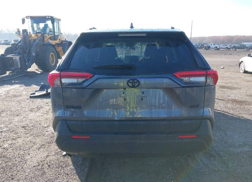 Photo 17 of 2022 Toyota Rav4 XLE (VIN 2T3W1RFV0NW195583)