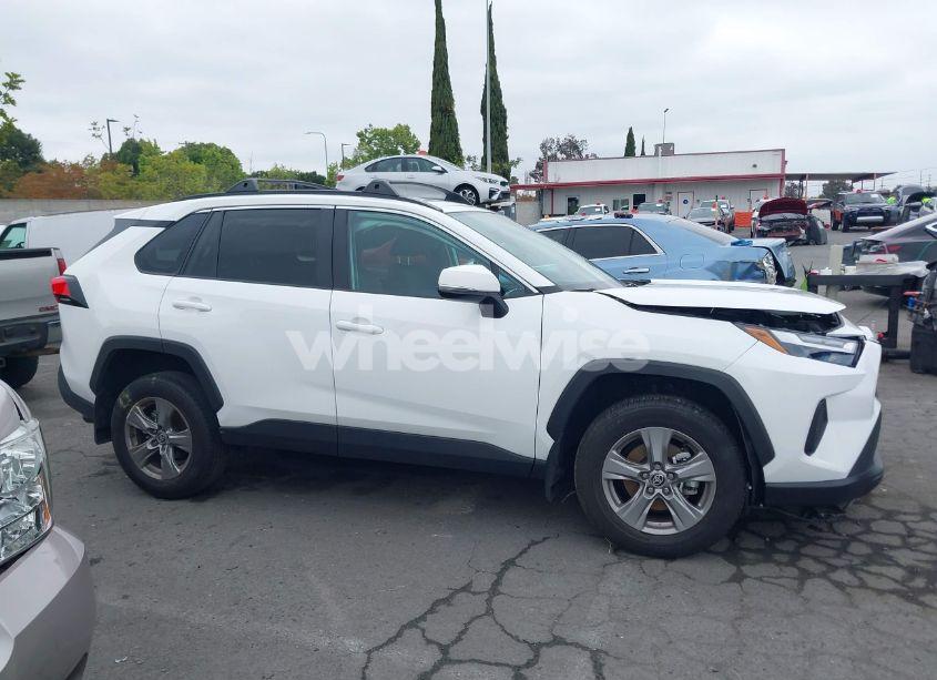 Photo 13 of 2024 Toyota Rav4 XLE (VIN 2T3W1RFV0RC277255)