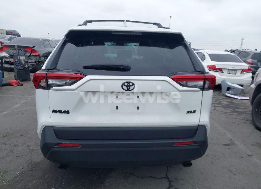 Photo 16 of 2024 Toyota Rav4 XLE (VIN 2T3W1RFV0RC277255)