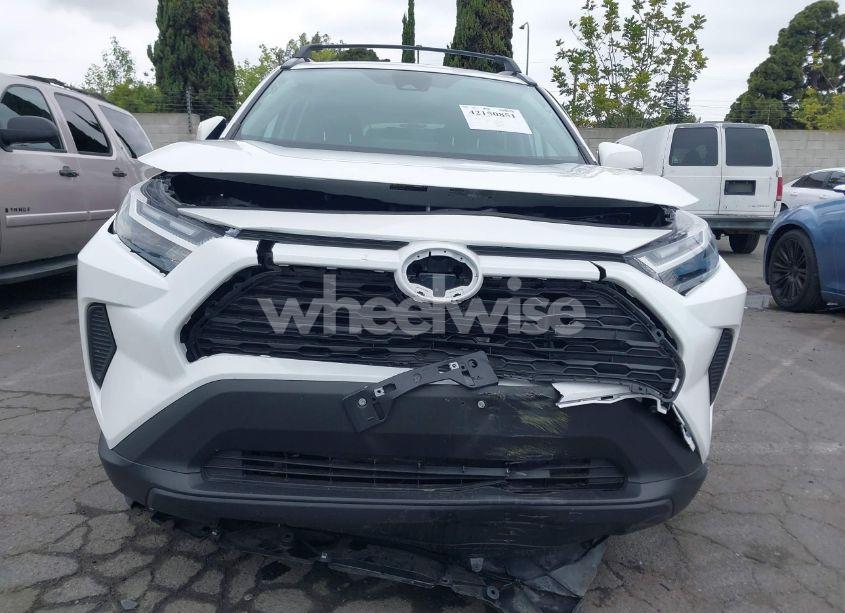 Photo 18 of 2024 Toyota Rav4 XLE (VIN 2T3W1RFV0RC277255)