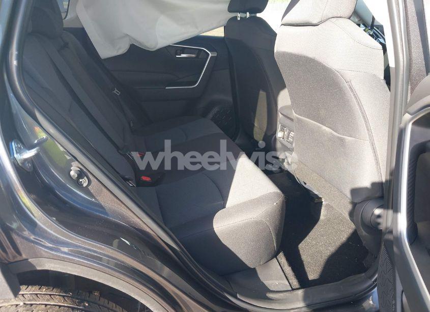 Photo 8 of 2024 Toyota Rav4 XLE (VIN 2T3W1RFV0RC299515)