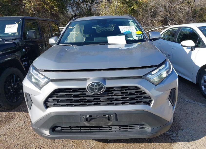 Photo 12 of 2024 Toyota Rav4 XLE (VIN 2T3W1RFV0RW333774)