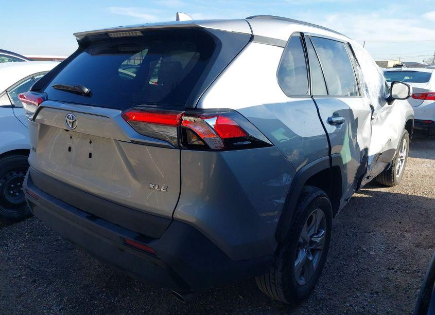 Photo 4 of 2024 Toyota Rav4 XLE (VIN 2T3W1RFV0RW333774)
