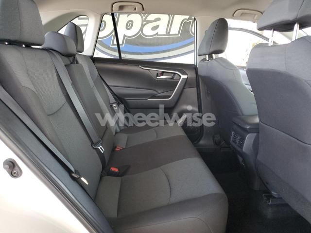 Photo 11 of 2025 TOYOTA RAV4 XLE (VIN 2T3W1RFV0SW377053)
