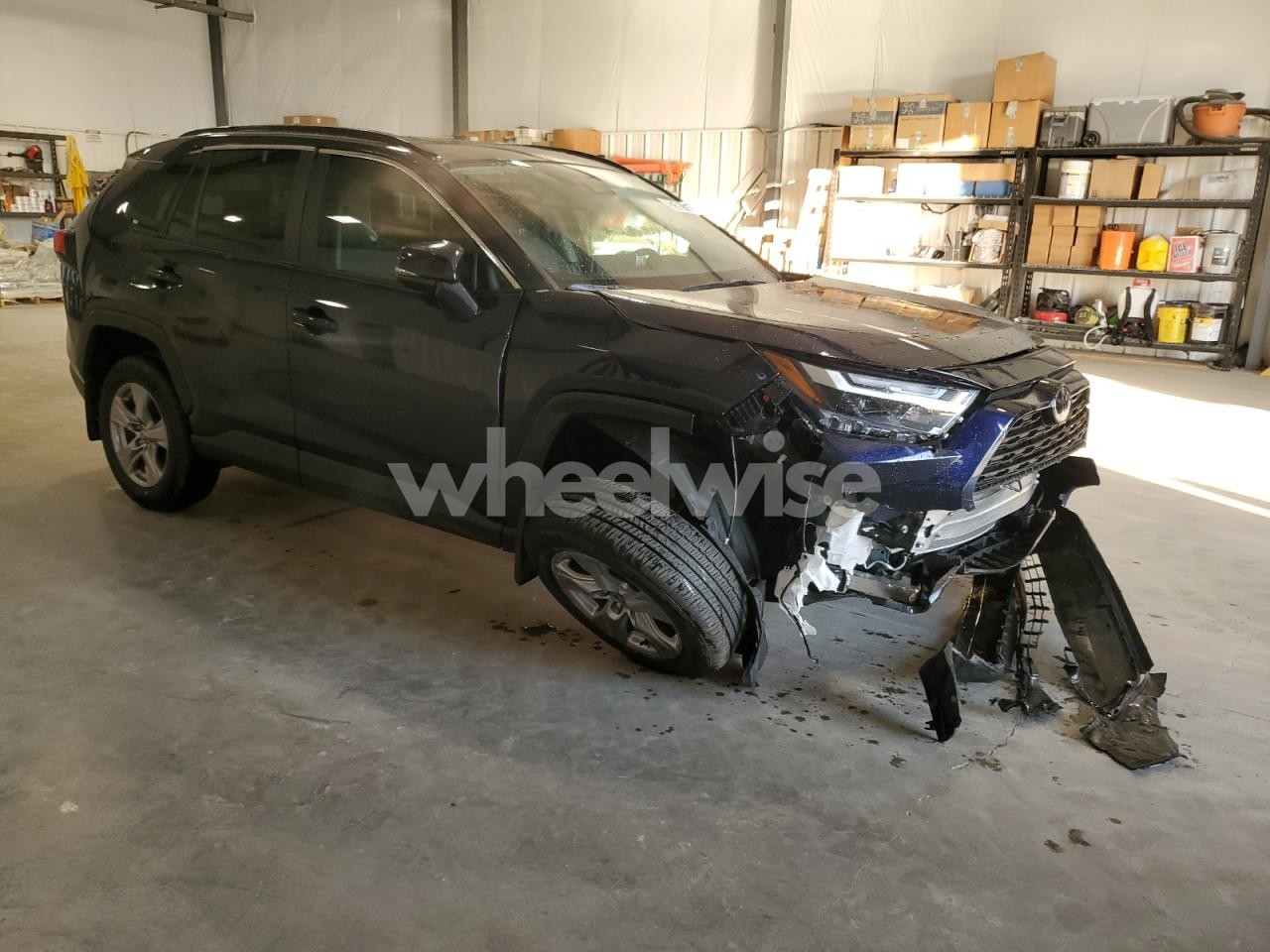 Photo 4 of 2025 TOYOTA RAV4 XLE (VIN 2T3W1RFV0SW410441)