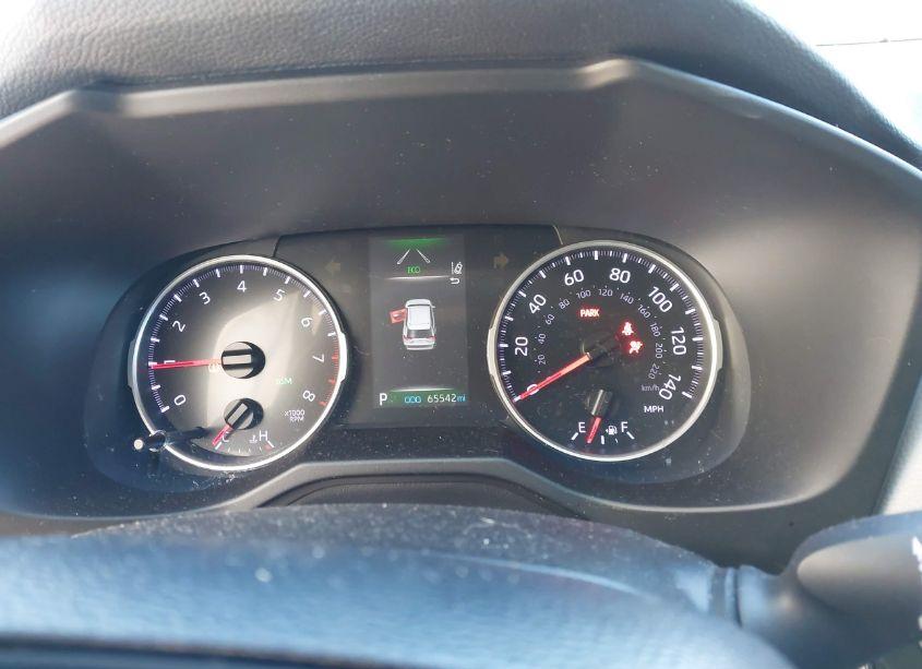 Photo 7 of 2019 Toyota Rav4 XLE (VIN 2T3W1RFV1KW016057)