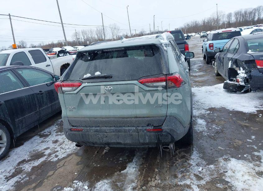 Photo 17 of 2019 Toyota Rav4 XLE (VIN 2T3W1RFV1KW019623)