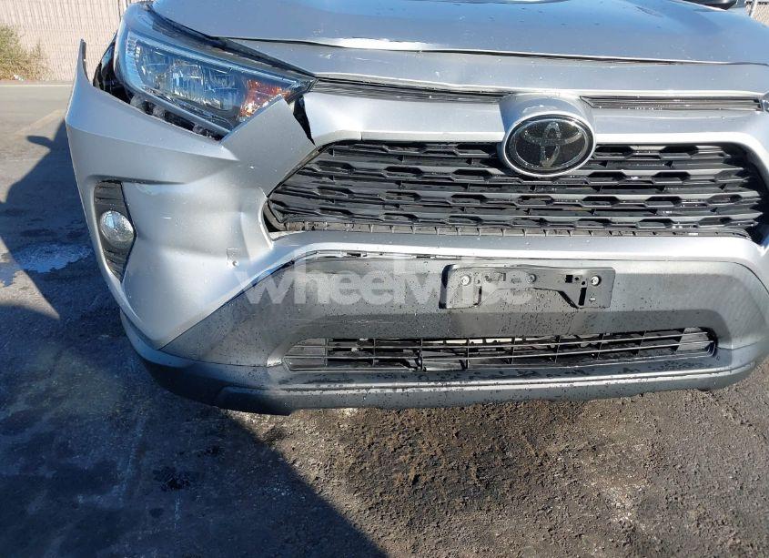 Photo 6 of 2019 Toyota Rav4 XLE (VIN 2T3W1RFV1KW023624)