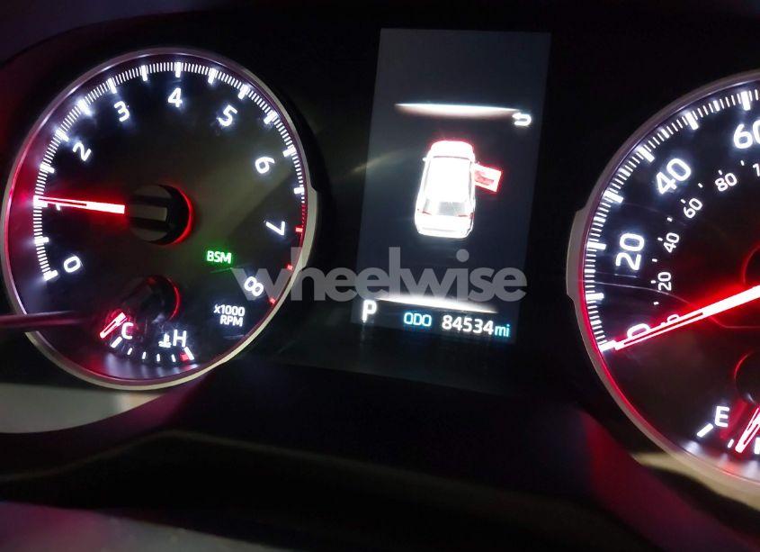 Photo 7 of 2019 Toyota Rav4 XLE (VIN 2T3W1RFV1KW043291)