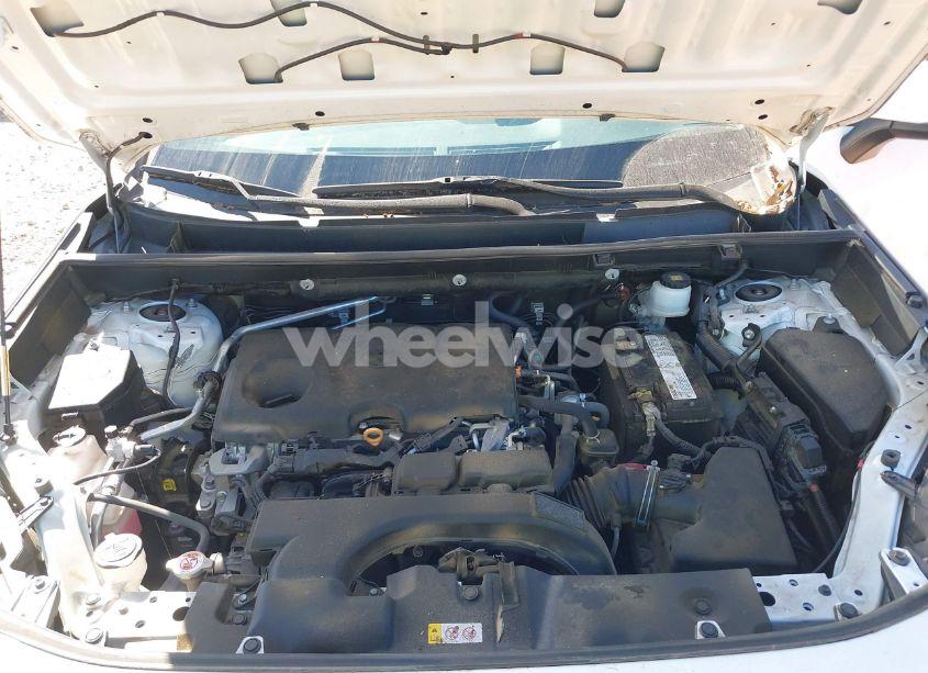 Photo 10 of 2019 Toyota Rav4 XLE (VIN 2T3W1RFV1KW048815)