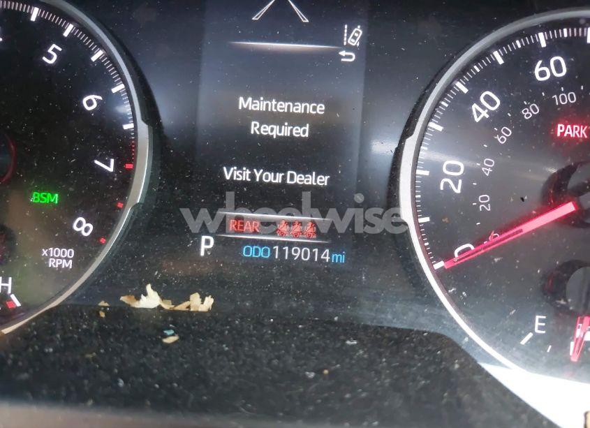 Photo 15 of 2019 Toyota Rav4 XLE (VIN 2T3W1RFV1KW048815)