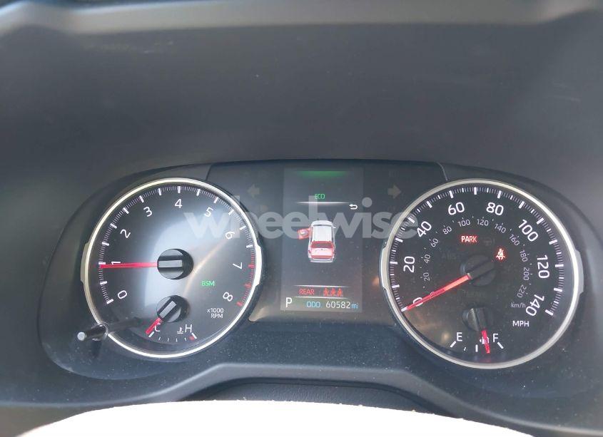 Photo 7 of 2020 Toyota Rav4 XLE (VIN 2T3W1RFV1LC066427)