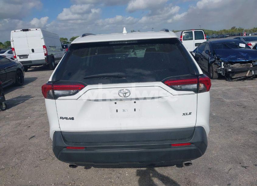 Photo 17 of 2020 Toyota Rav4 XLE (VIN 2T3W1RFV1LC079243)