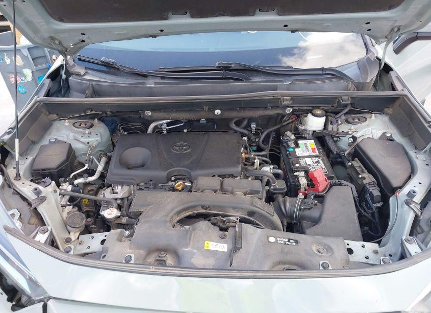 Photo 10 of 2021 Toyota Rav4 XLE (VIN 2T3W1RFV1MC085951)