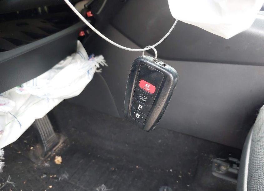 Photo 11 of 2021 Toyota Rav4 XLE (VIN 2T3W1RFV1MC085951)