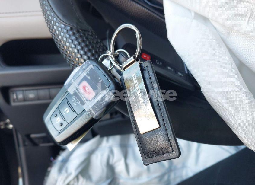 Photo 11 of 2021 Toyota Rav4 XLE (VIN 2T3W1RFV1MC087019)