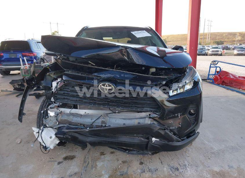 Photo 13 of 2021 Toyota Rav4 XLE (VIN 2T3W1RFV1MC087019)