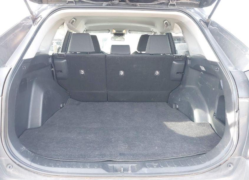 Photo 17 of 2021 Toyota Rav4 XLE (VIN 2T3W1RFV1MC147011)