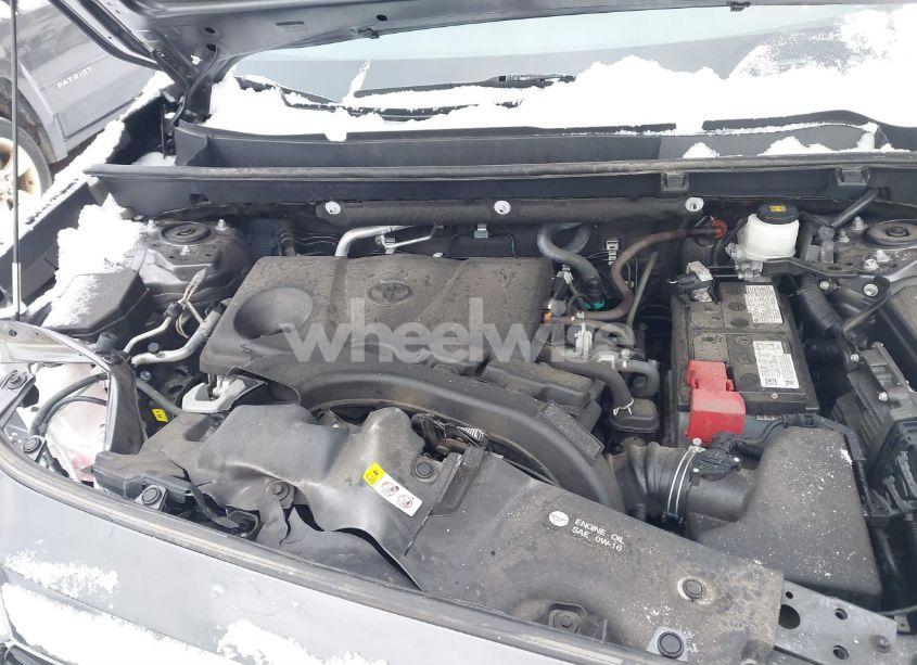 Photo 10 of 2021 Toyota Rav4 XLE (VIN 2T3W1RFV1MC149440)