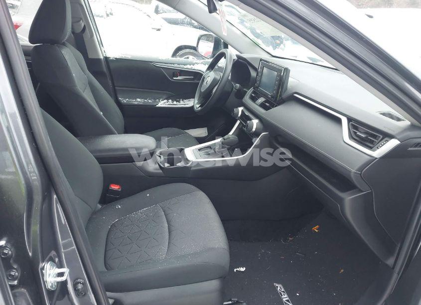 Photo 5 of 2021 Toyota Rav4 XLE (VIN 2T3W1RFV1MC149440)